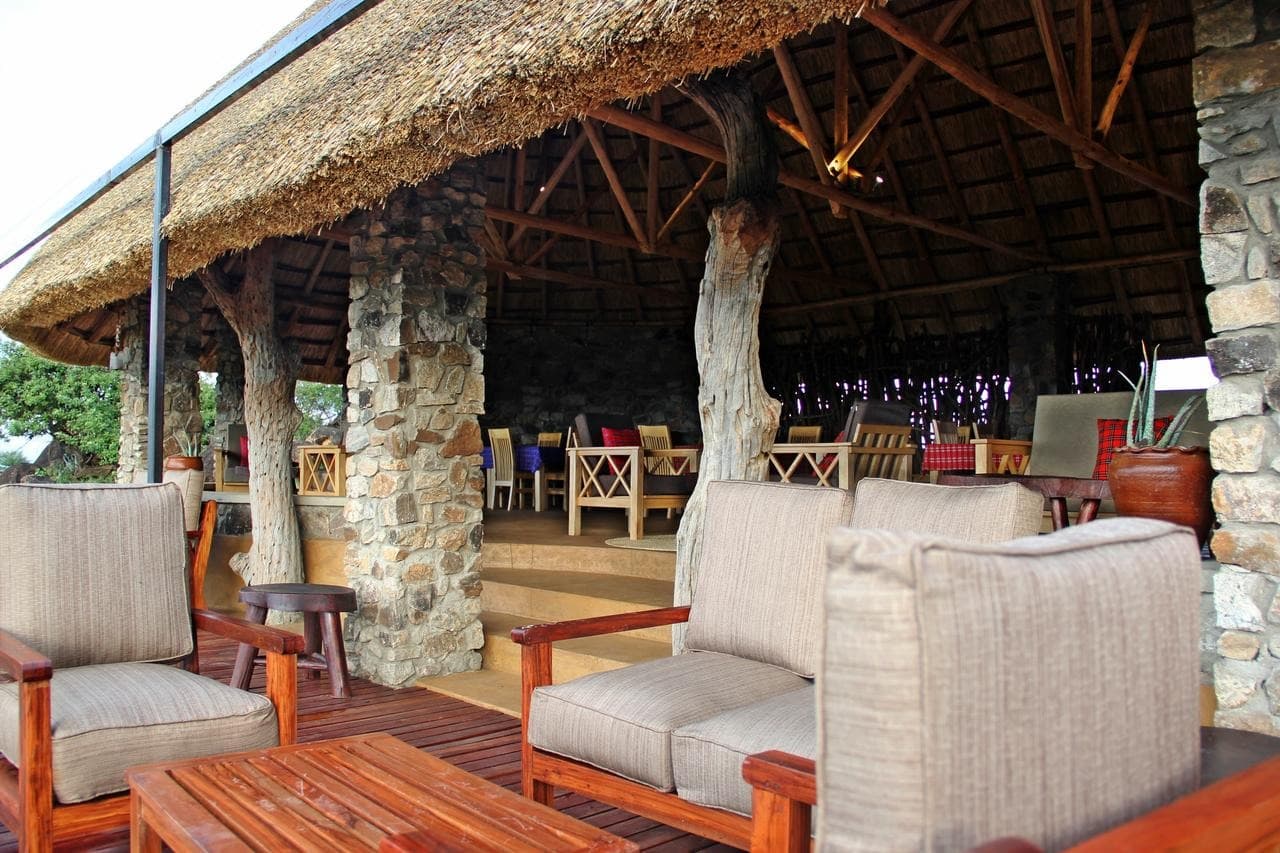 terrasse kidepo savannah lodge